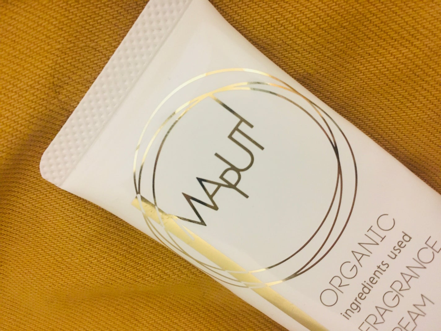 オーガニックフレグランスバストクリーム/MAPUTI/バスト・ヒップケアを使ったクチコミ(1枚目)