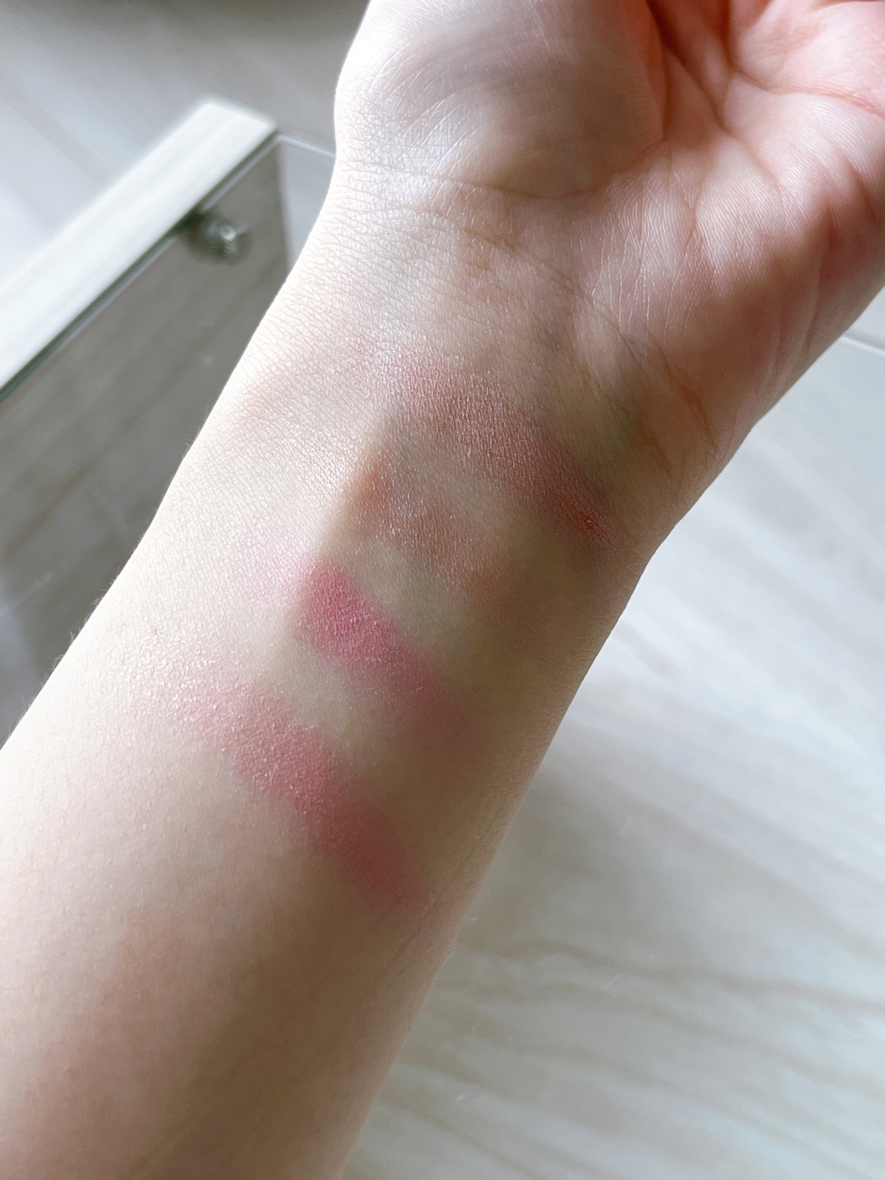 パウダー ブラッシュ ラブクラウド/M・A・C/パウダーチークを使ったクチコミ（3枚目）