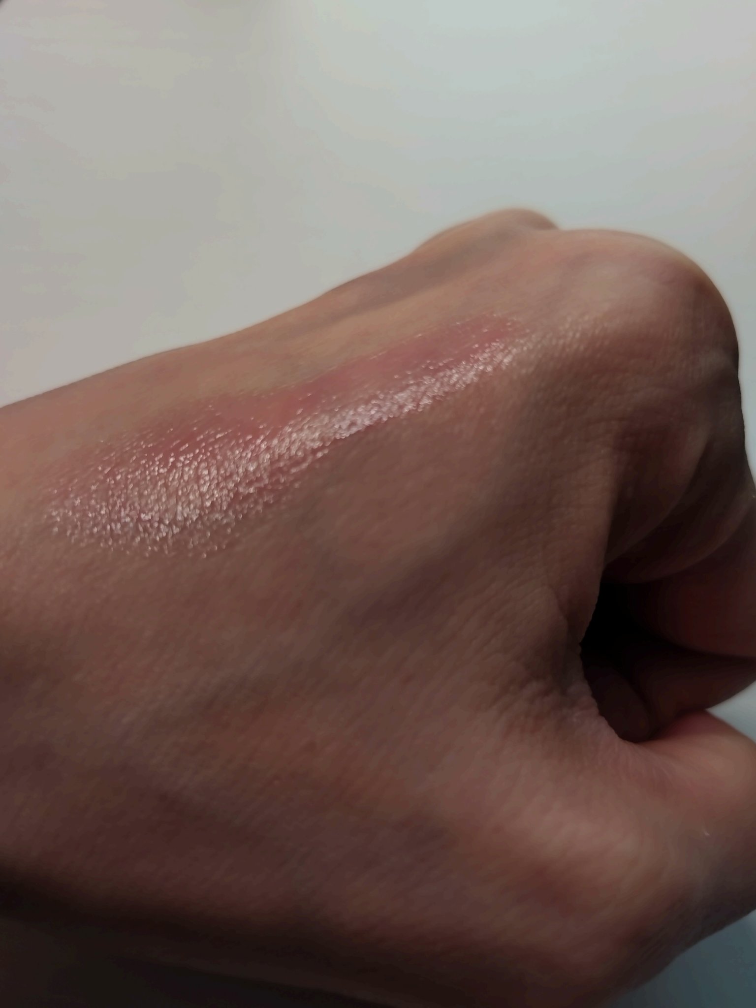 メルティールミナスルージュ（ティントタイプ）/キャンメイク/リップティントを使ったクチコミ（3枚目）