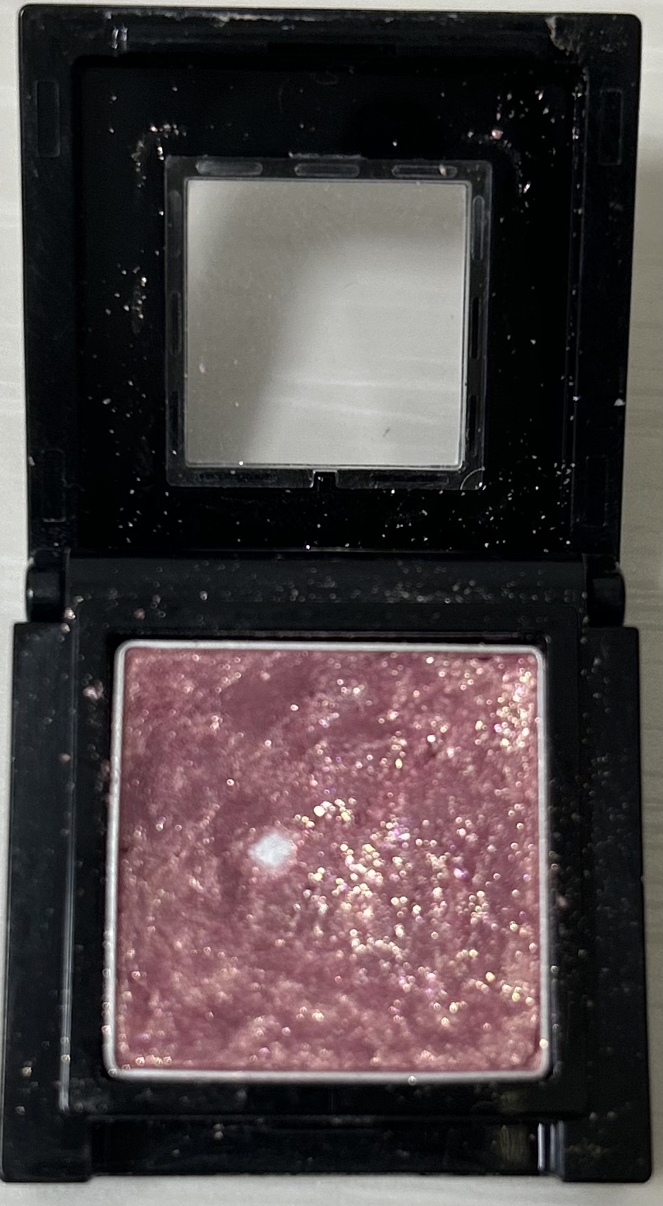 ヴィセ アヴァン シングルアイカラー 053 SHINE SHOCK/Visée/単色アイシャドウを使ったクチコミ（2枚目）