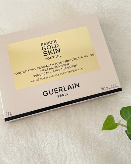 パリュール ゴールド スキン コントロール コンパクト/GUERLAIN/パウダーファンデーションを使ったクチコミ(4枚目)