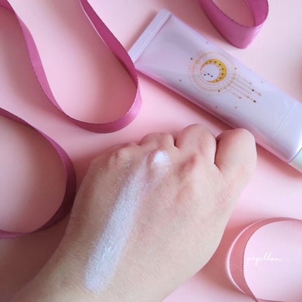 コラーゲンモイスチャーカラーコントロール/illuN/化粧下地を使ったクチコミ(4枚目)