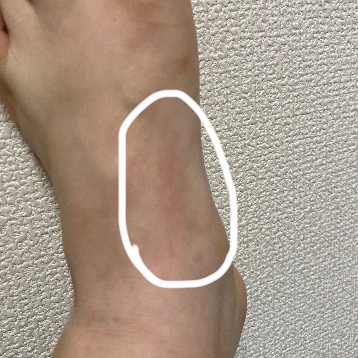 おにぎり on LIPS 「今回はずっと気になっていたフットパックやってみました!!足の袋..」(5枚目)