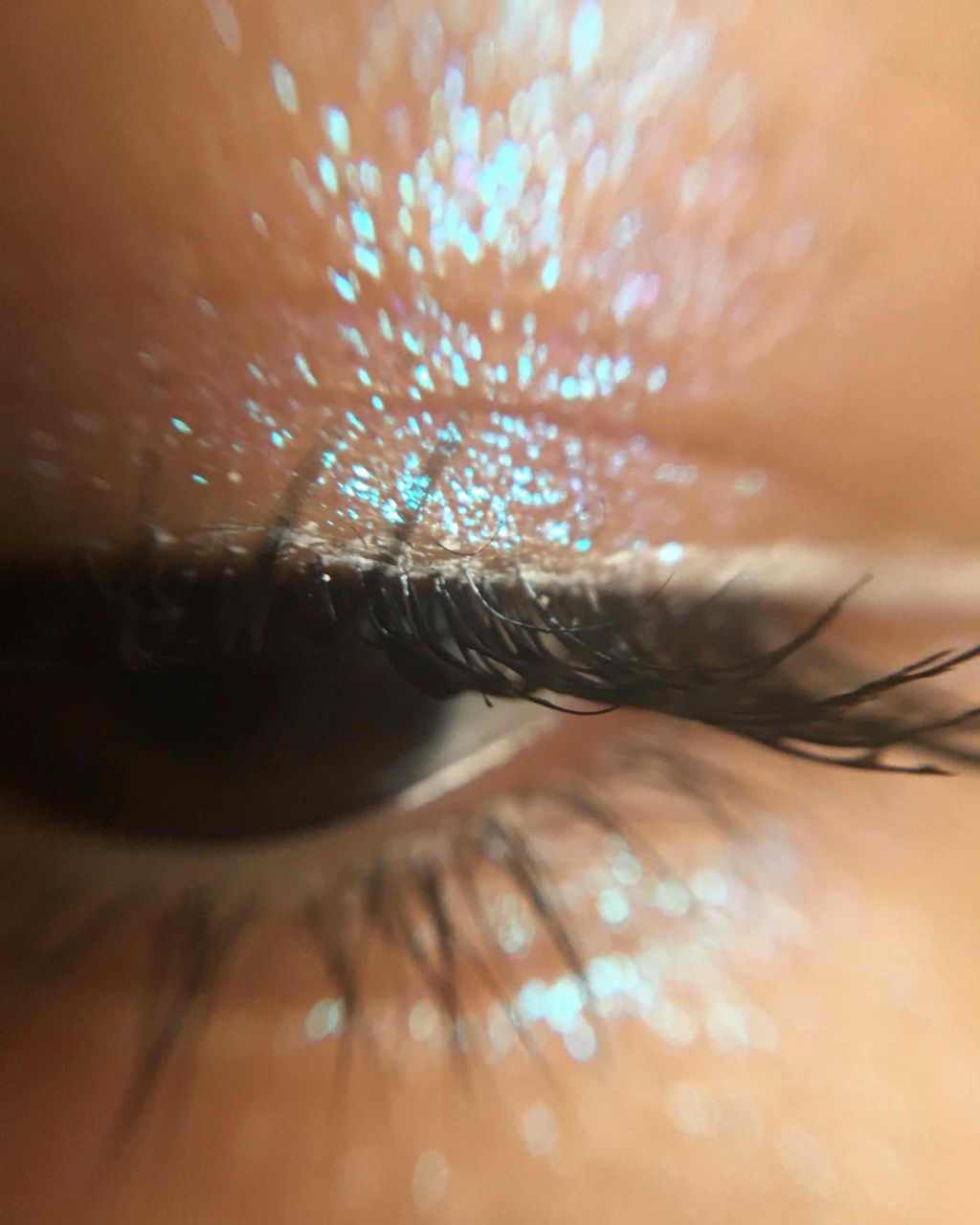 Supernova Shadow/ColourPop/リキッドアイシャドウを使ったクチコミ（1枚目）