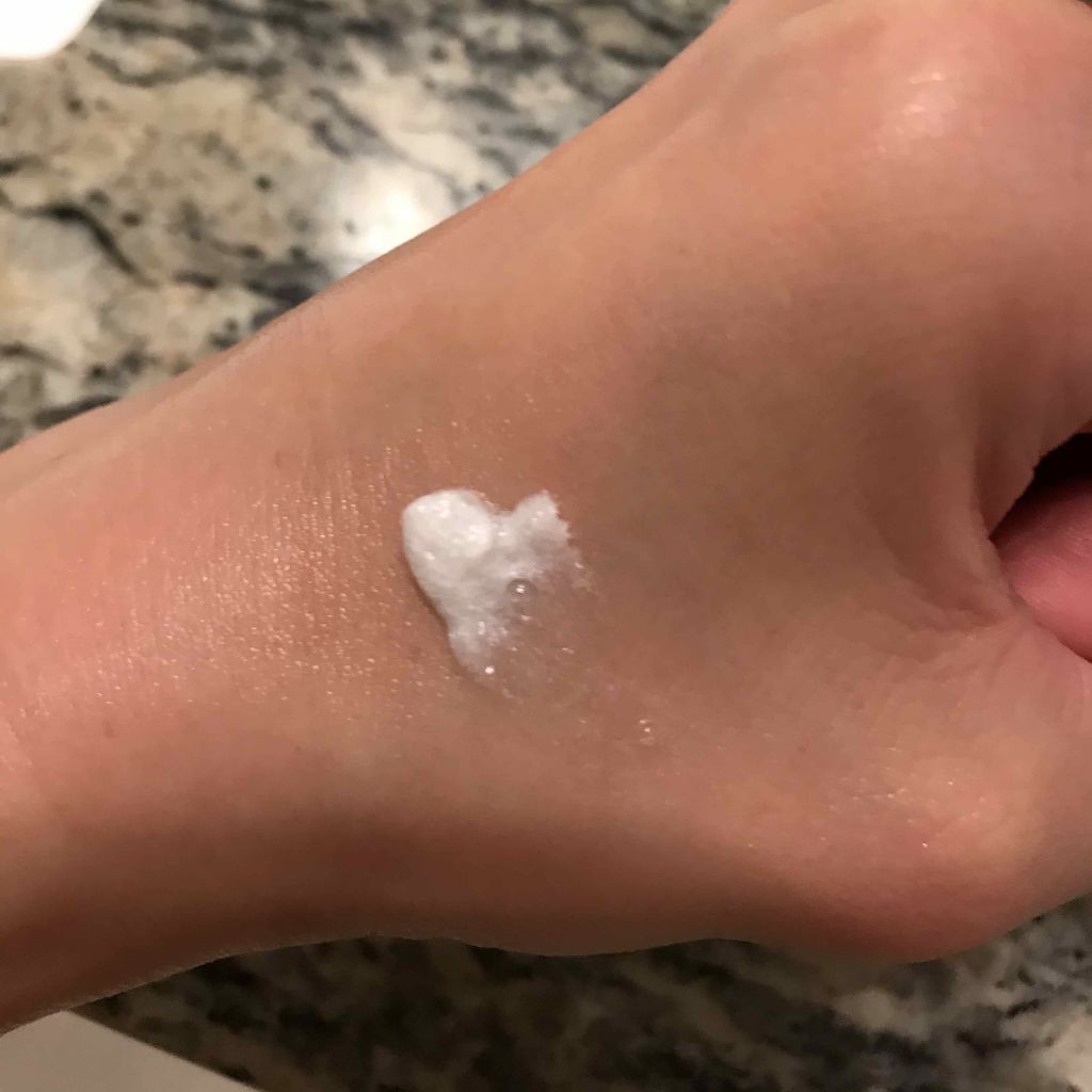 ライトフル C+ クレンザー/M・A・C/洗顔フォームを使ったクチコミ(3枚目)