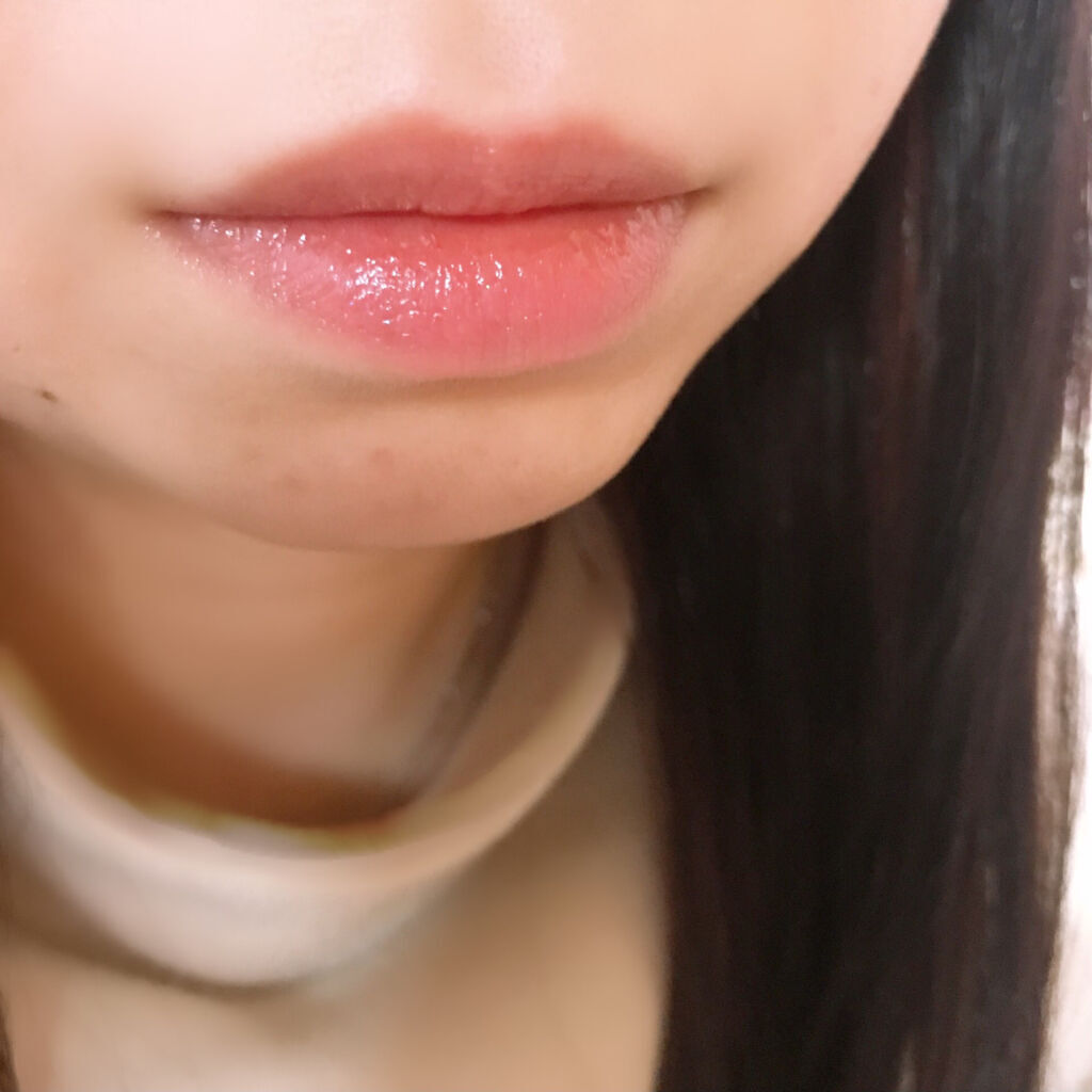 ジューシーラスティングティント/rom&nd/リップティントを使ったクチコミ（2枚目）