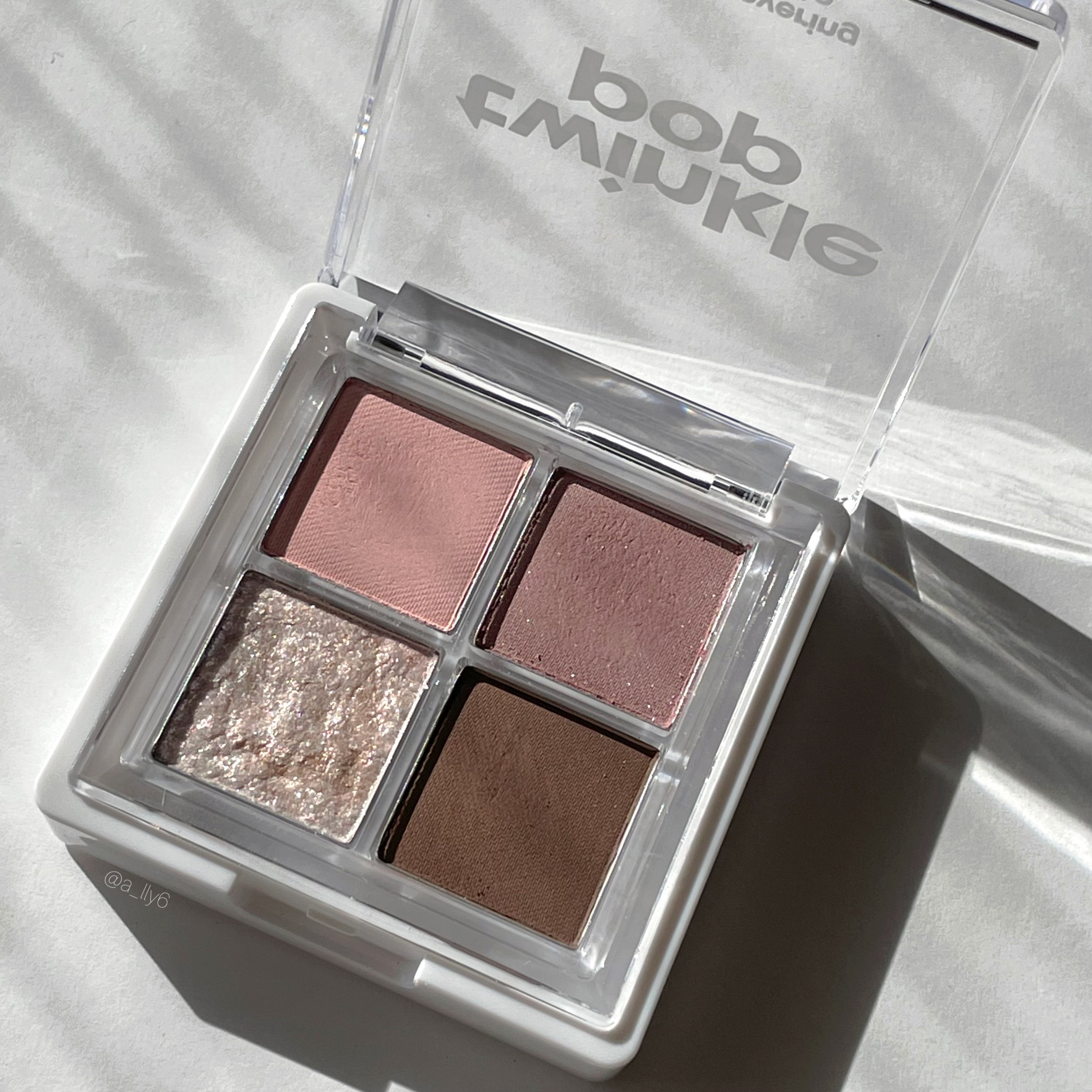 グリッターレイヤリングアイシャドウパレット/TWINKLE POP/アイシャドウパレットを使ったクチコミ（3枚目）