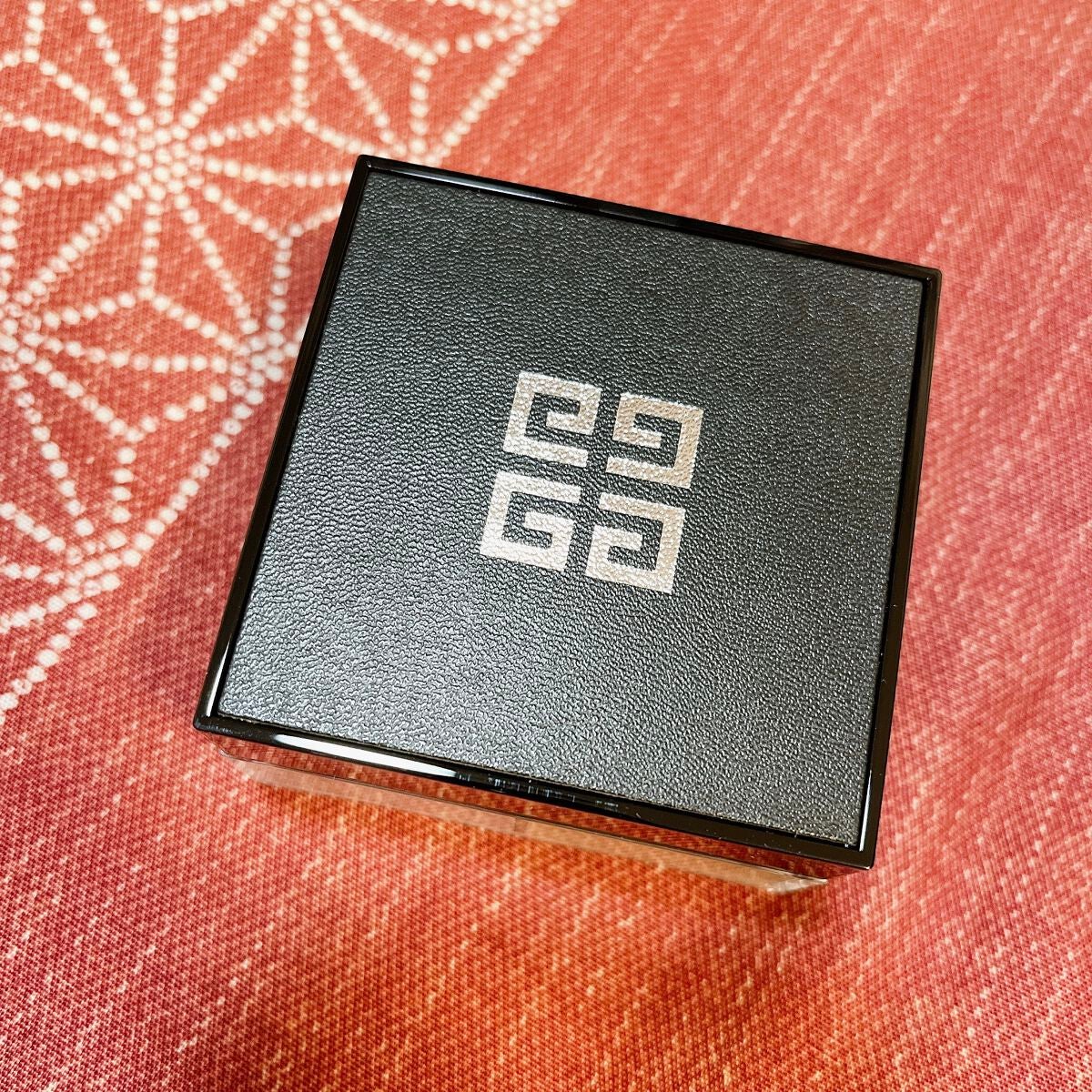 プリズム・リーブル/GIVENCHY/ルースパウダーを使ったクチコミ(3枚目)