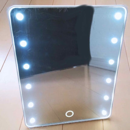 LED付ミラー(スタンドタイプ)/DAISO/その他化粧小物を使ったクチコミ(2枚目)