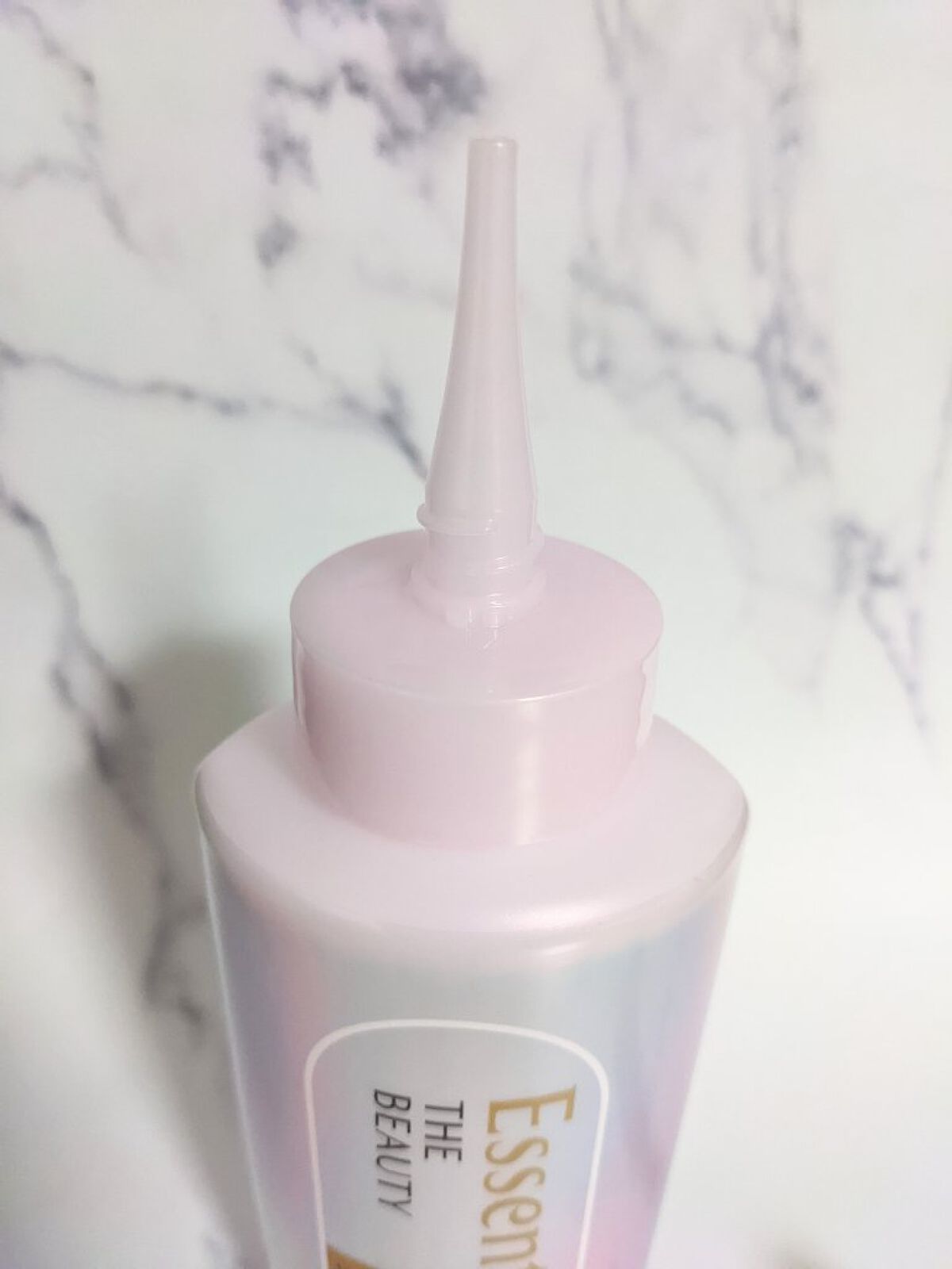 エッセンシャル プレミアム ウォータートリートメント EXスムース/エッセンシャル/アウトバストリートメントを使ったクチコミ（2枚目）