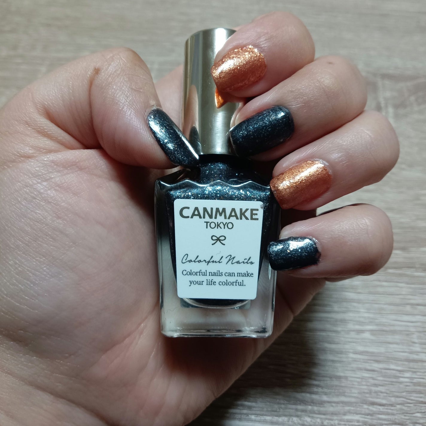 カラフルネイルズ/キャンメイク/マニキュアを使ったクチコミ(2枚目)