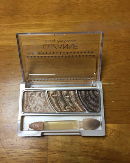 トーンアップアイシャドウ/CEZANNE/アイシャドウパレットを使ったクチコミ(2枚目)