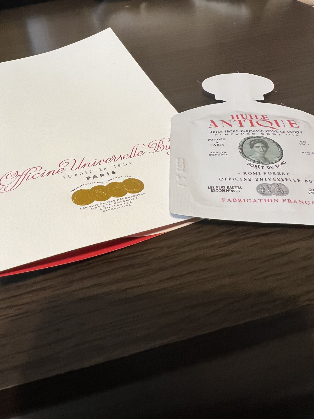 ユイル・アンティーク フォレ・ドゥ・コミ/オフィシーヌ・ユニヴェルセル・ビュリー/ボディオイルを使ったクチコミ（1枚目）