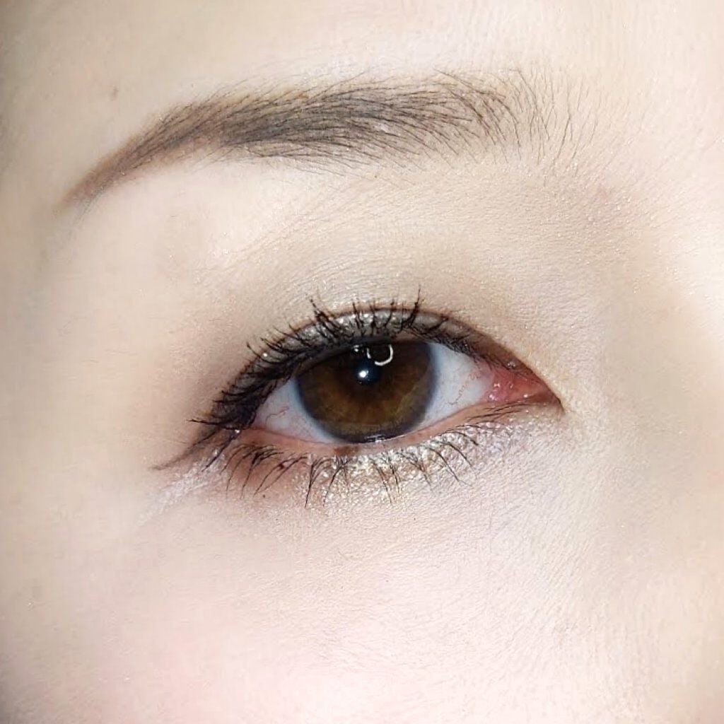 コンパクトアディクション “パーティタッチ”/ADDICTION/アイシャドウパレットを使ったクチコミ(2枚目)