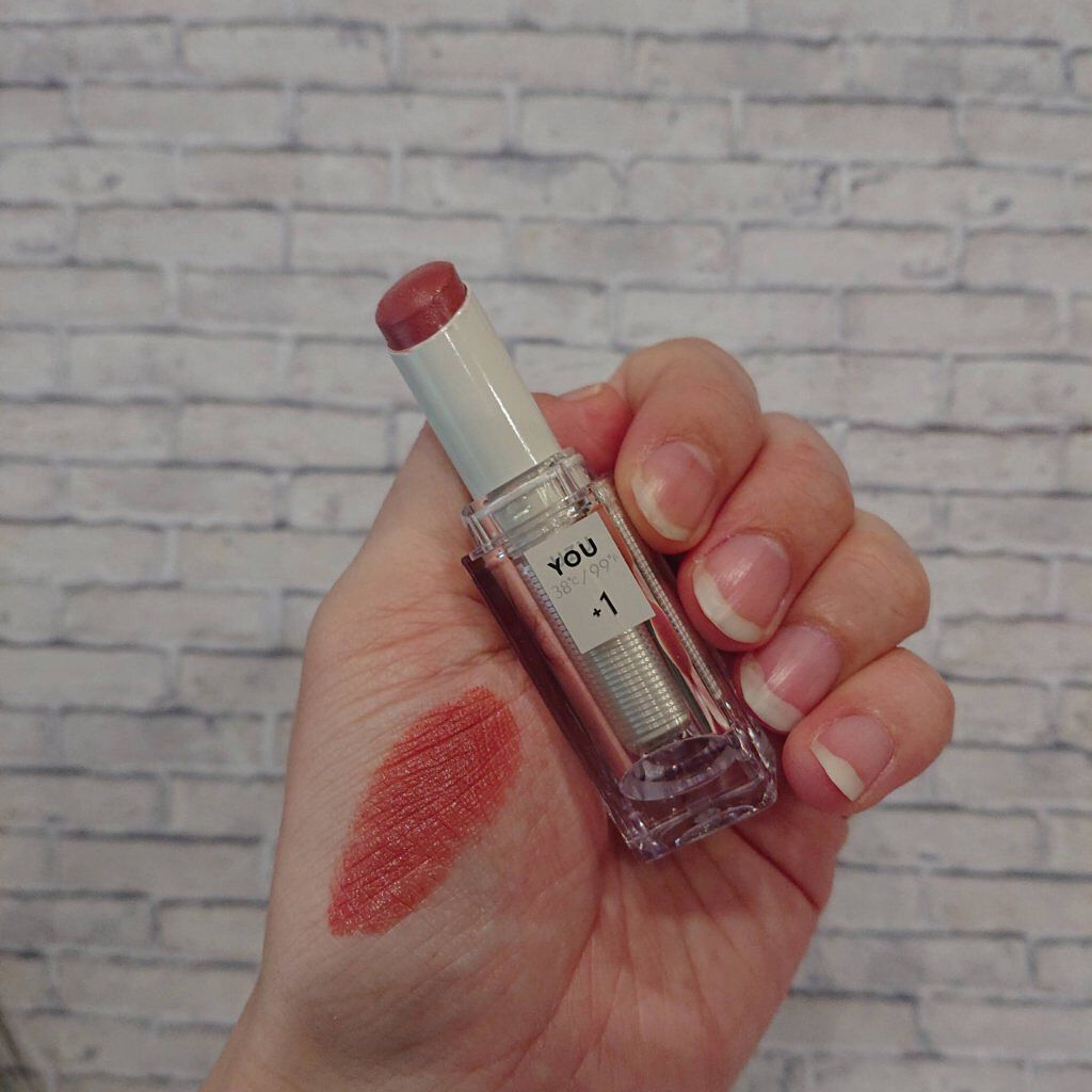 38℃/99℉ LIPSTICK  ＜YOU＞/UZU BY FLOWFUSHI/口紅を使ったクチコミ（3枚目）
