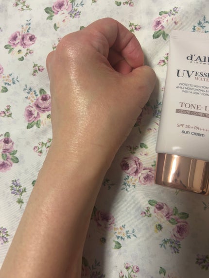 ウォータフルトーンアップサンクリーム/ダルバ/日焼け止めクリームを使ったクチコミ(4枚目)