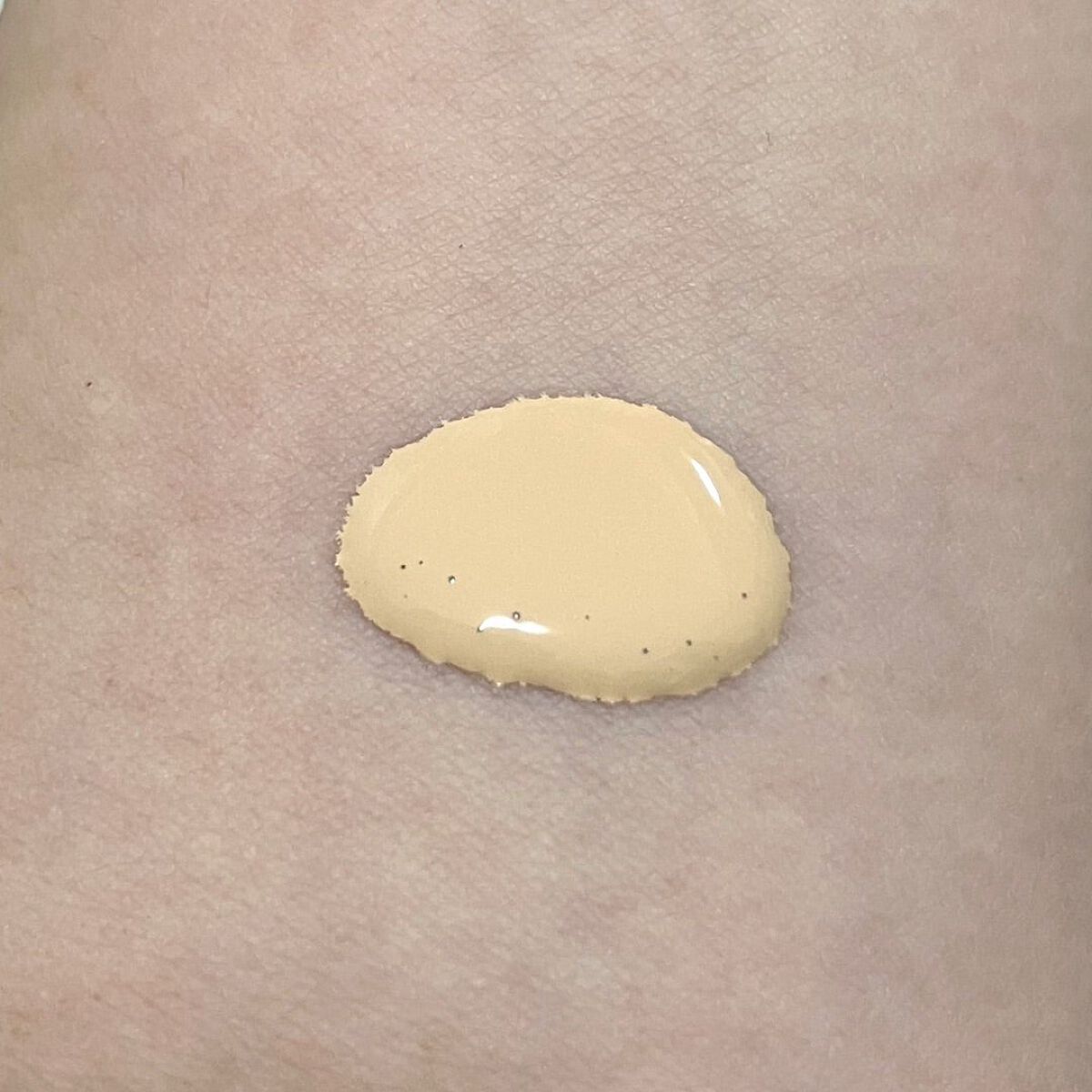 タンイドル ウルトラ ウェア リキッド/LANCOME/リキッドファンデーションを使ったクチコミ(4枚目)