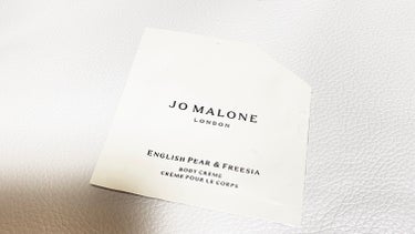 Jo MALONE LONDONの香水を購入した時に選択できたサンプルのボディクリーム🍐❀❀

最近香水集めと自分に合う香水探しでJo MALONE LONDONの香水を購入した時のサンプルです🫶
私は