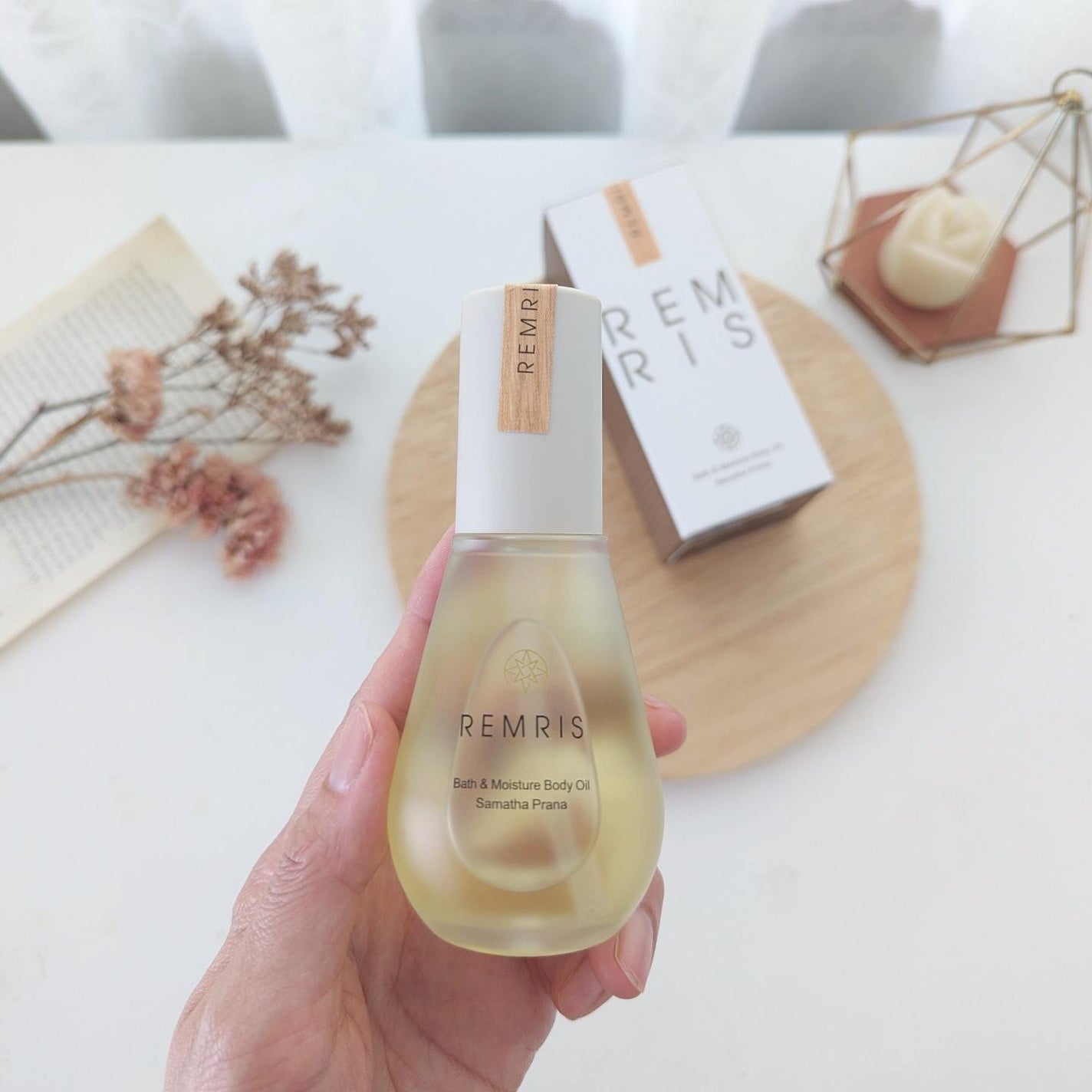 バス&モイスチャーボディオイル/REMRIS/ボディオイルを使ったクチコミ(4枚目)