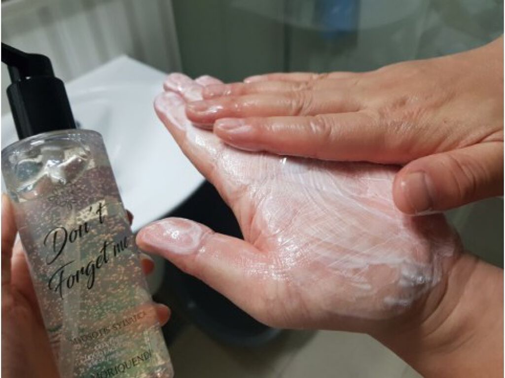 Cell Energy Liquid Face Cleanser/MORIQUENDI/クレンジングジェルを使ったクチコミ(3枚目)