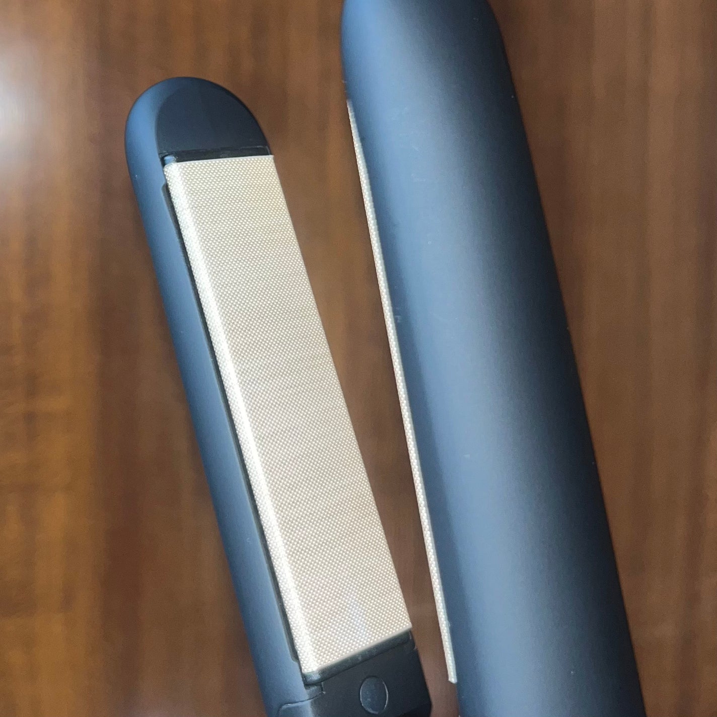 KINUJO W -Worldwide model-/KINUJO/ストレートアイロンを使ったクチコミ(2枚目)