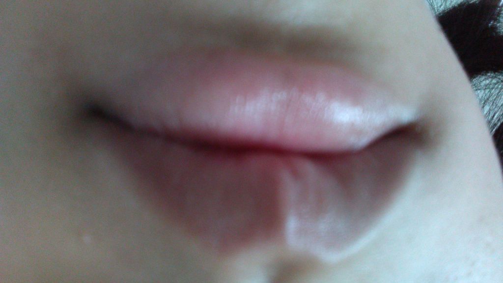 モイスチャーリップ ビタミンE/ニベア/リップクリームを使ったクチコミ（2枚目）