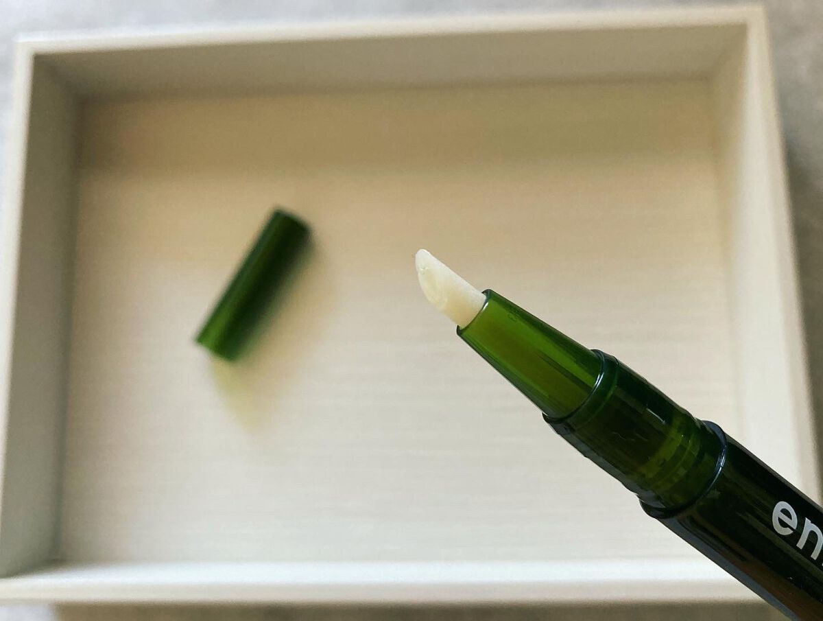 キューティクルペン/enieni /ネイルオイル・トリートメントを使ったクチコミ(2枚目)