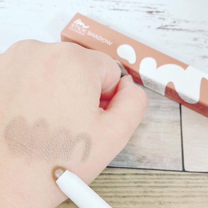 アイムスティックシャドウシマー/i’m meme/スティックアイシャドウを使ったクチコミ(4枚目)