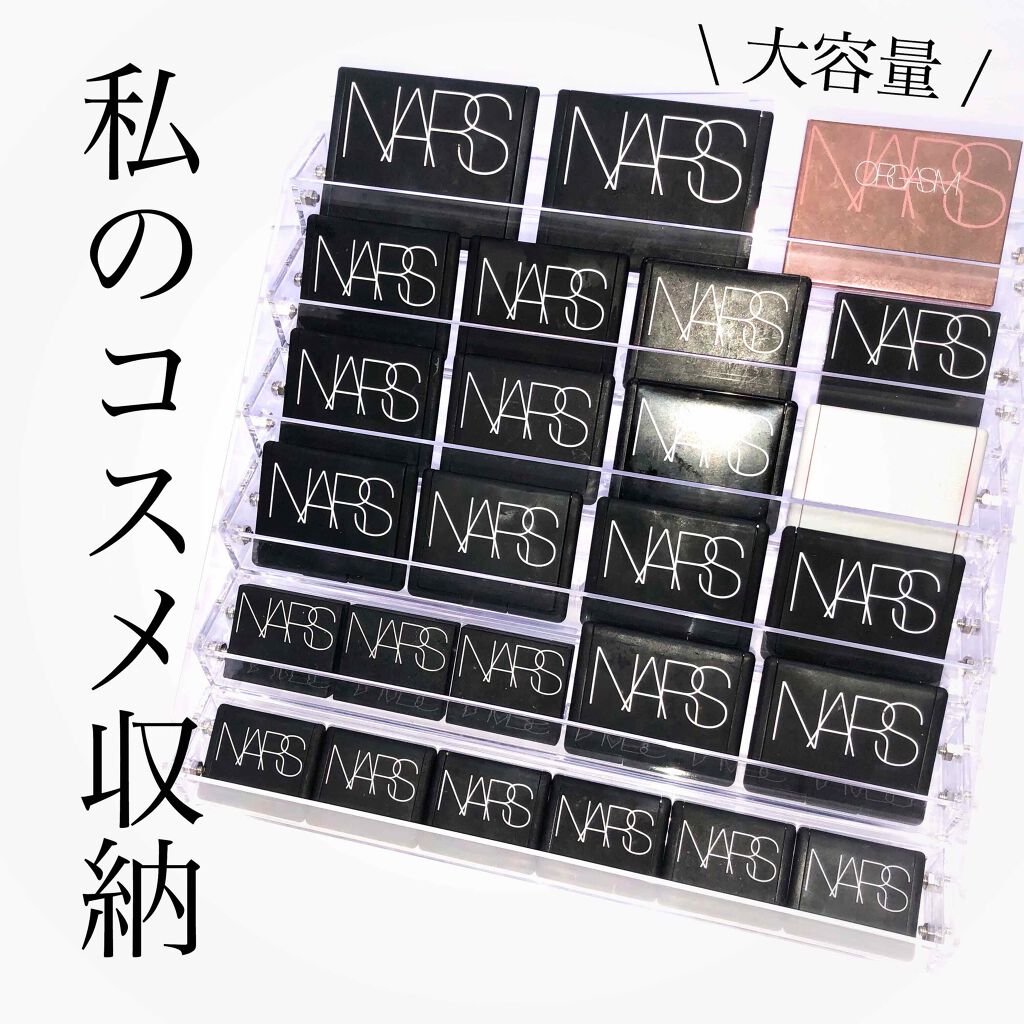 riiiii♥︎ on LIPS 「私のコスメ収納✨大容量なオススメアクリルケース✨_______..」(1枚目)