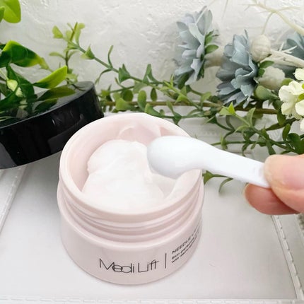 メディリフト ニードルリフトクリーム/YA-MAN TOKYO JAPAN/フェイスクリームを使ったクチコミ(2枚目)