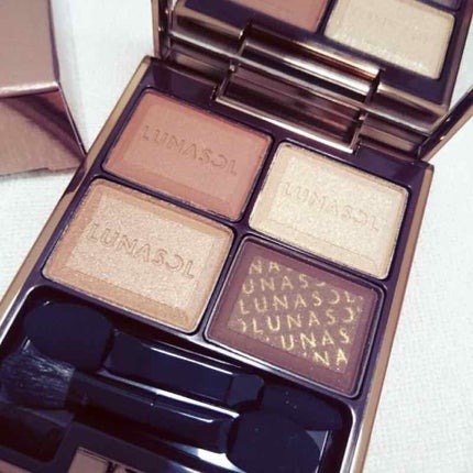 セレクション・ドゥ・ショコラアイズ/LUNASOL/アイシャドウパレットを使ったクチコミ(1枚目)