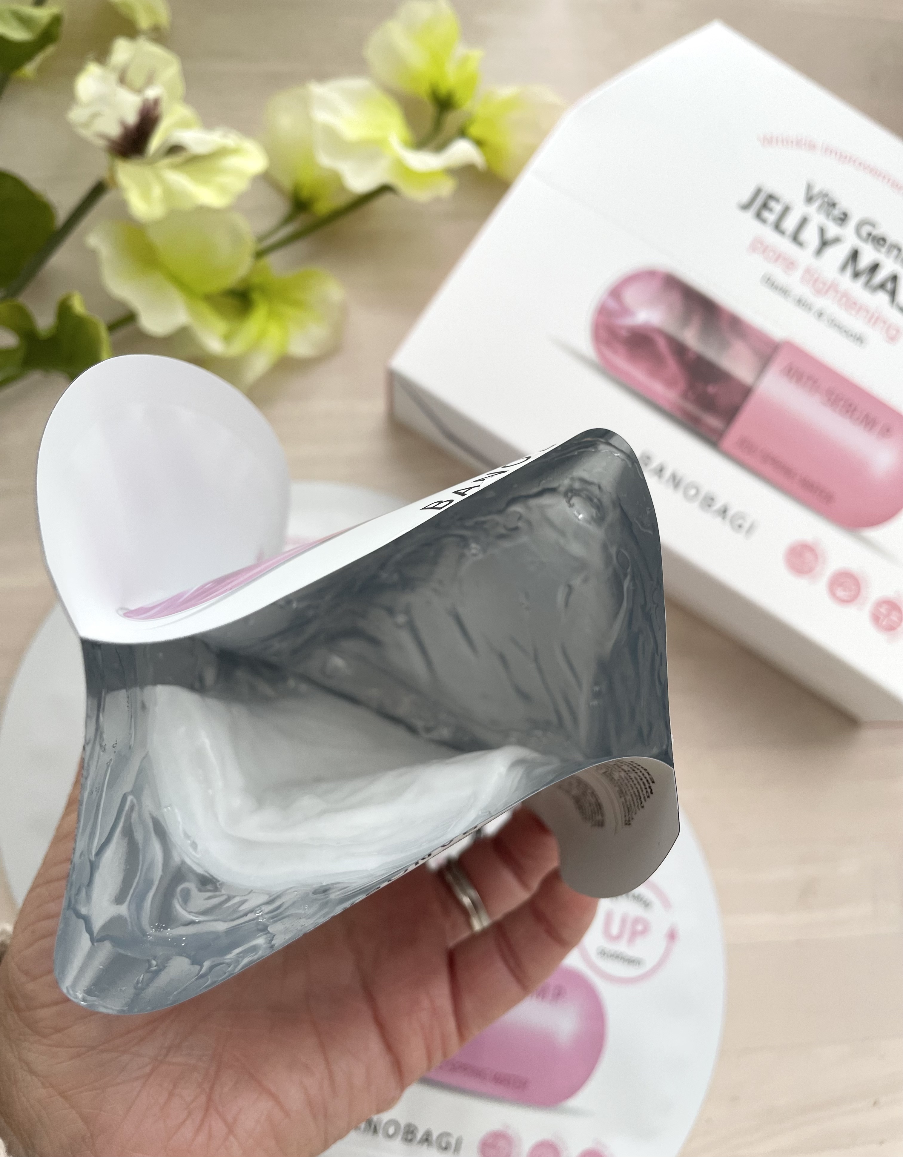 ビタジェニック ゼリーマスク ポアタイトニング /BANOBAGI/シートマスク・パックを使ったクチコミ（2枚目）