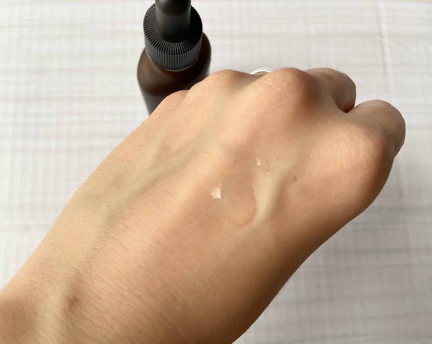 ヒト幹細胞培養エキス原液 LP/fracora/美容液を使ったクチコミ(4枚目)