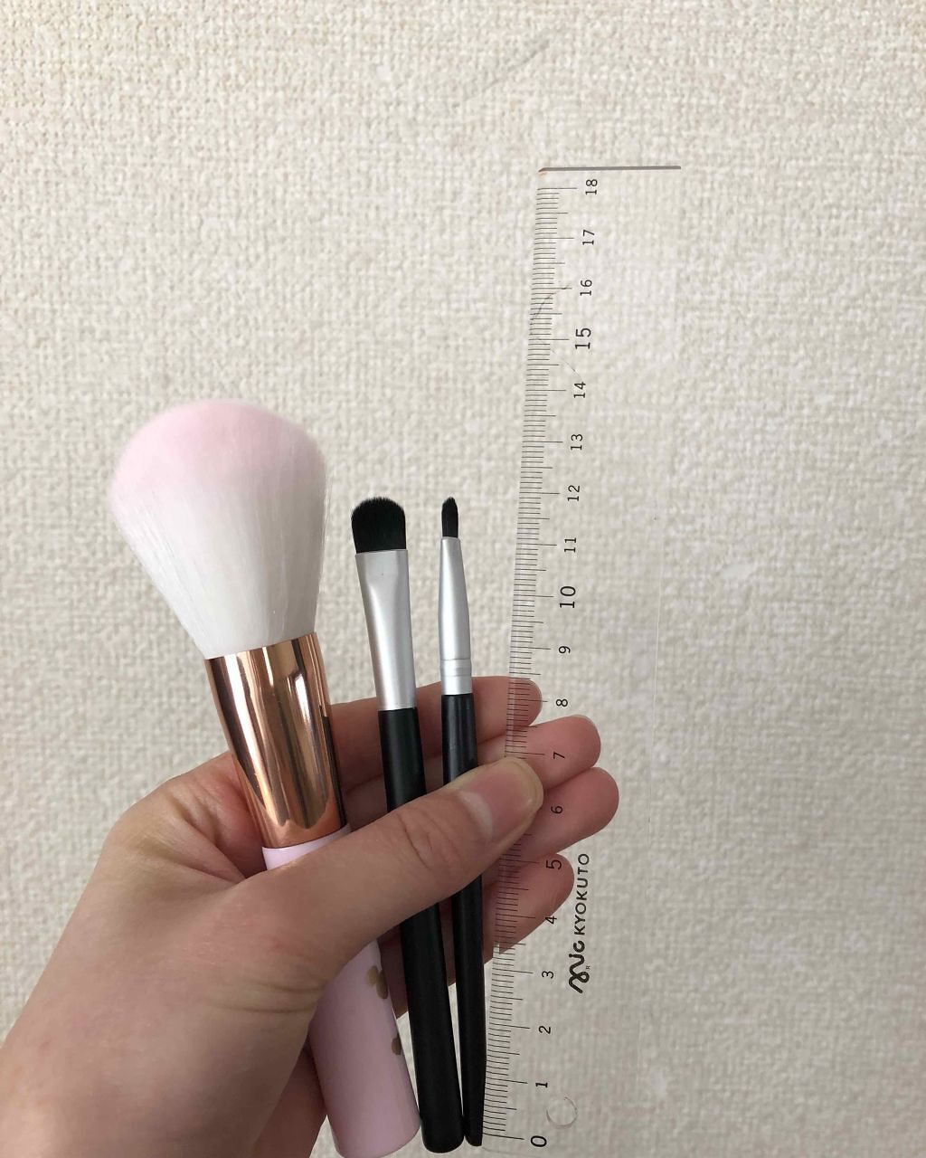 春姫 ファンデーションブラシ/DAISO/メイクブラシを使ったクチコミ(2枚目)