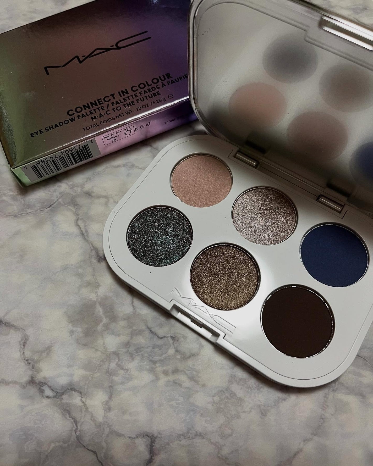 コネクト イン カラー アイシャドウ パレット × 6/M・A・C/アイシャドウパレットを使ったクチコミ(1枚目)