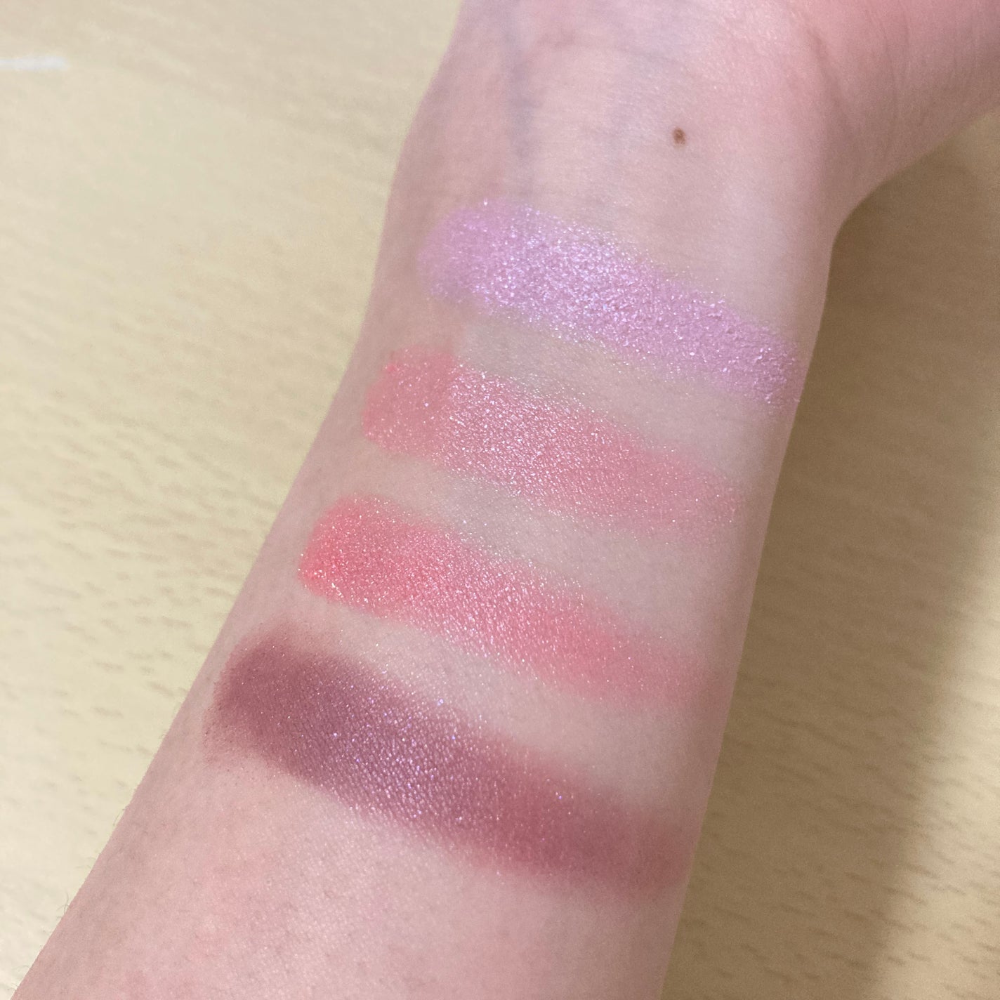 シルキースフレアイズ/キャンメイク/アイシャドウパレットを使ったクチコミ(4枚目)