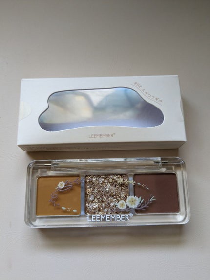 3色フローラアイパレット/LEEMEMBER/アイシャドウパレットを使ったクチコミ(3枚目)