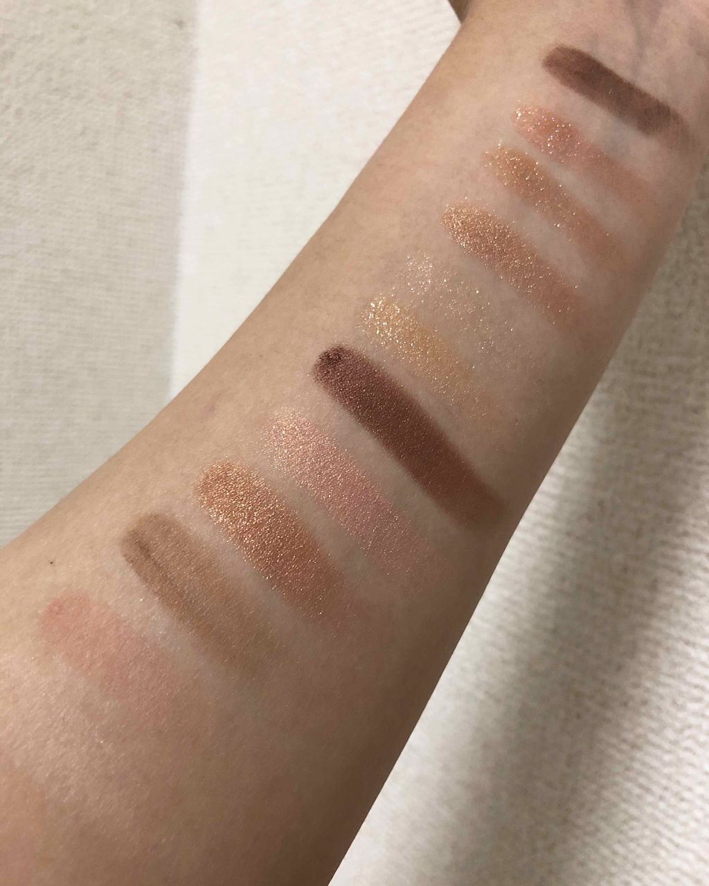 バレンタインボックス/VAVI MELLO/アイシャドウパレットを使ったクチコミ（3枚目）