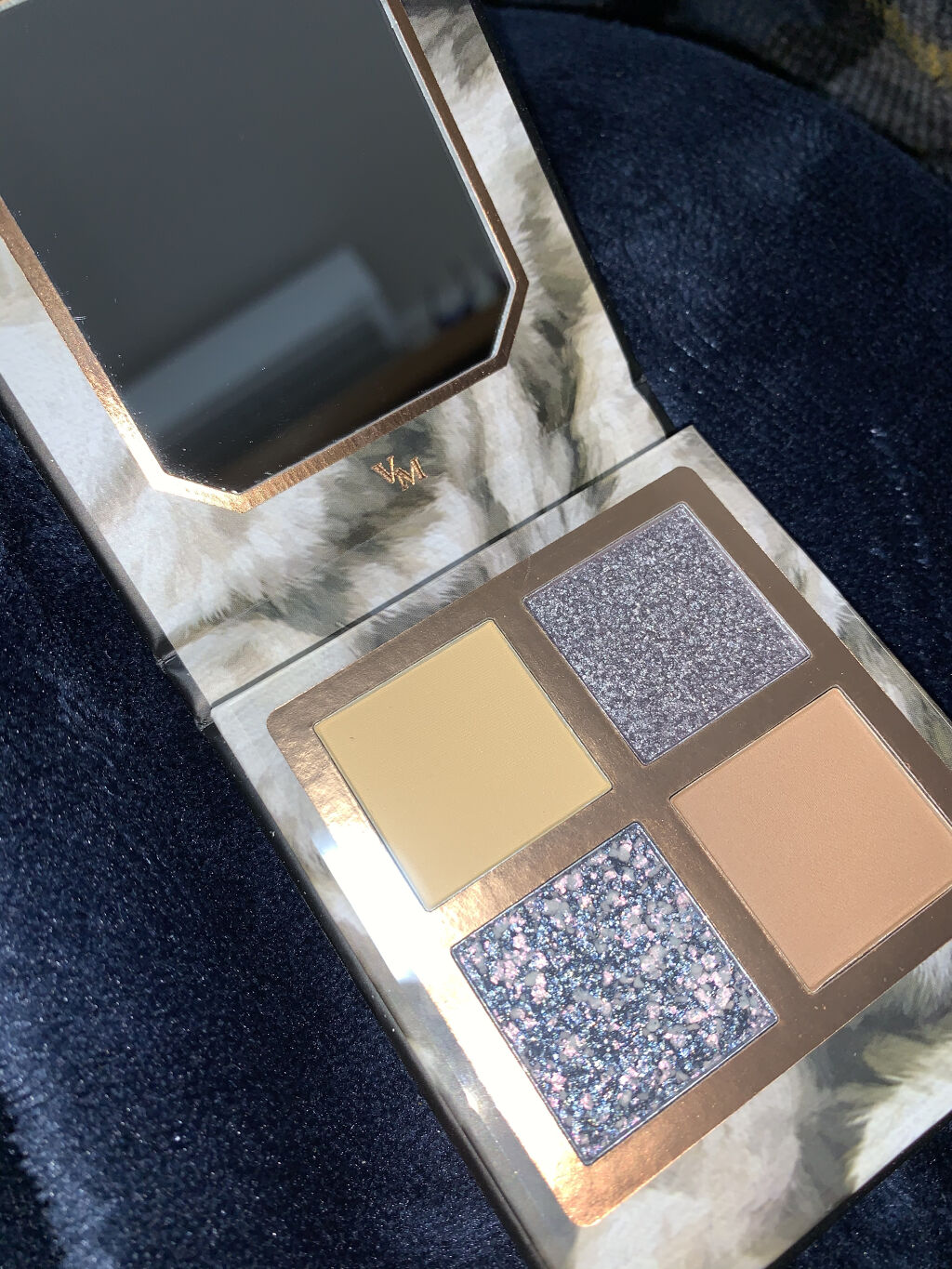 Venus Marble アイシャドウキャットシリーズ/Venus Marble/アイシャドウパレットを使ったクチコミ（2枚目）