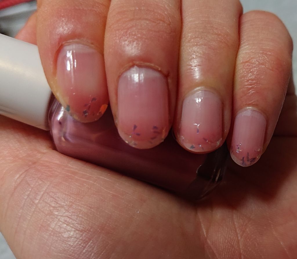 ネイルファンデーション/パラドゥ/マニキュアを使ったクチコミ(3枚目)