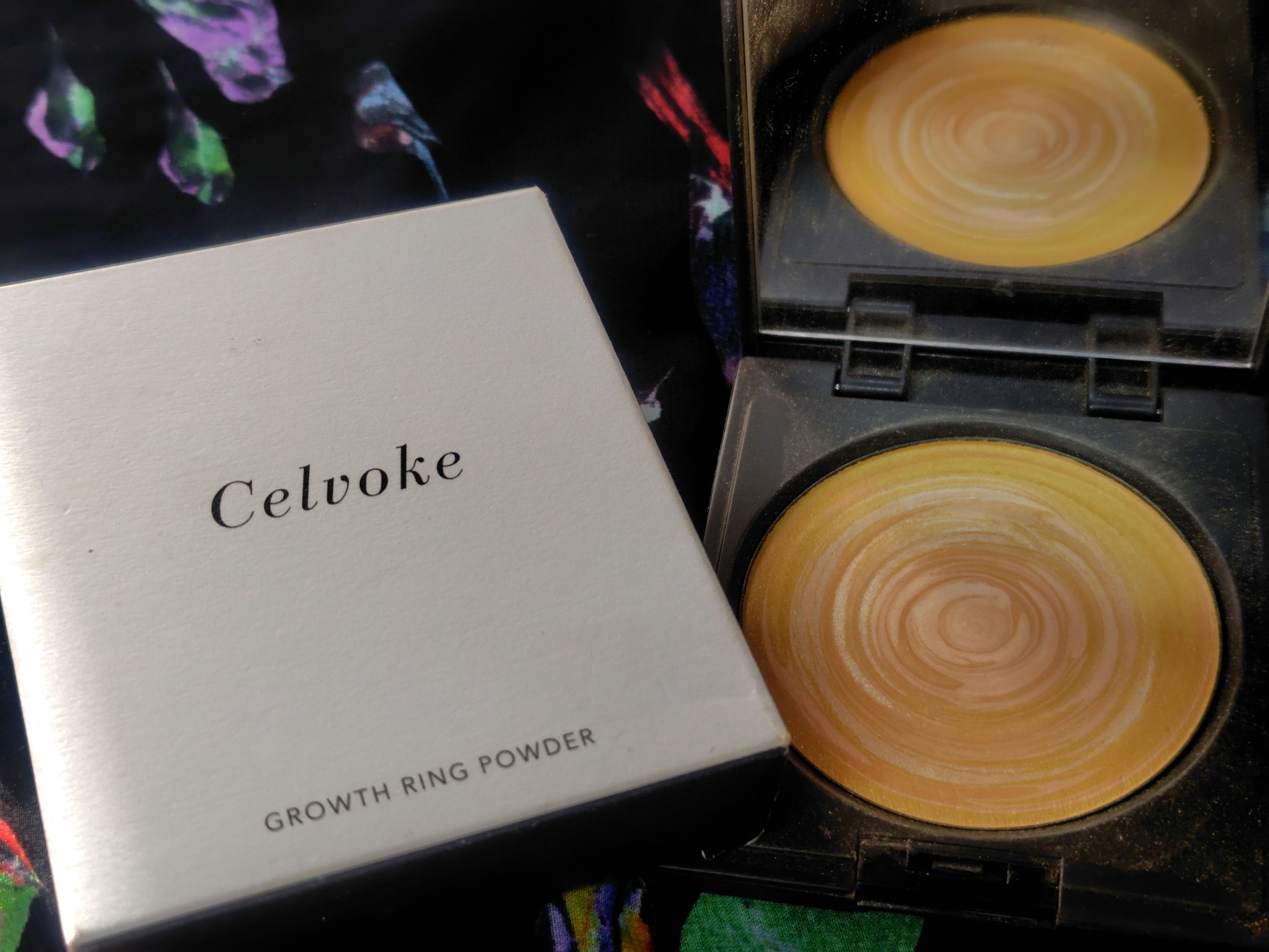 グロウスリング パウダー  EX01/Celvoke/プレストパウダーを使ったクチコミ（1枚目）