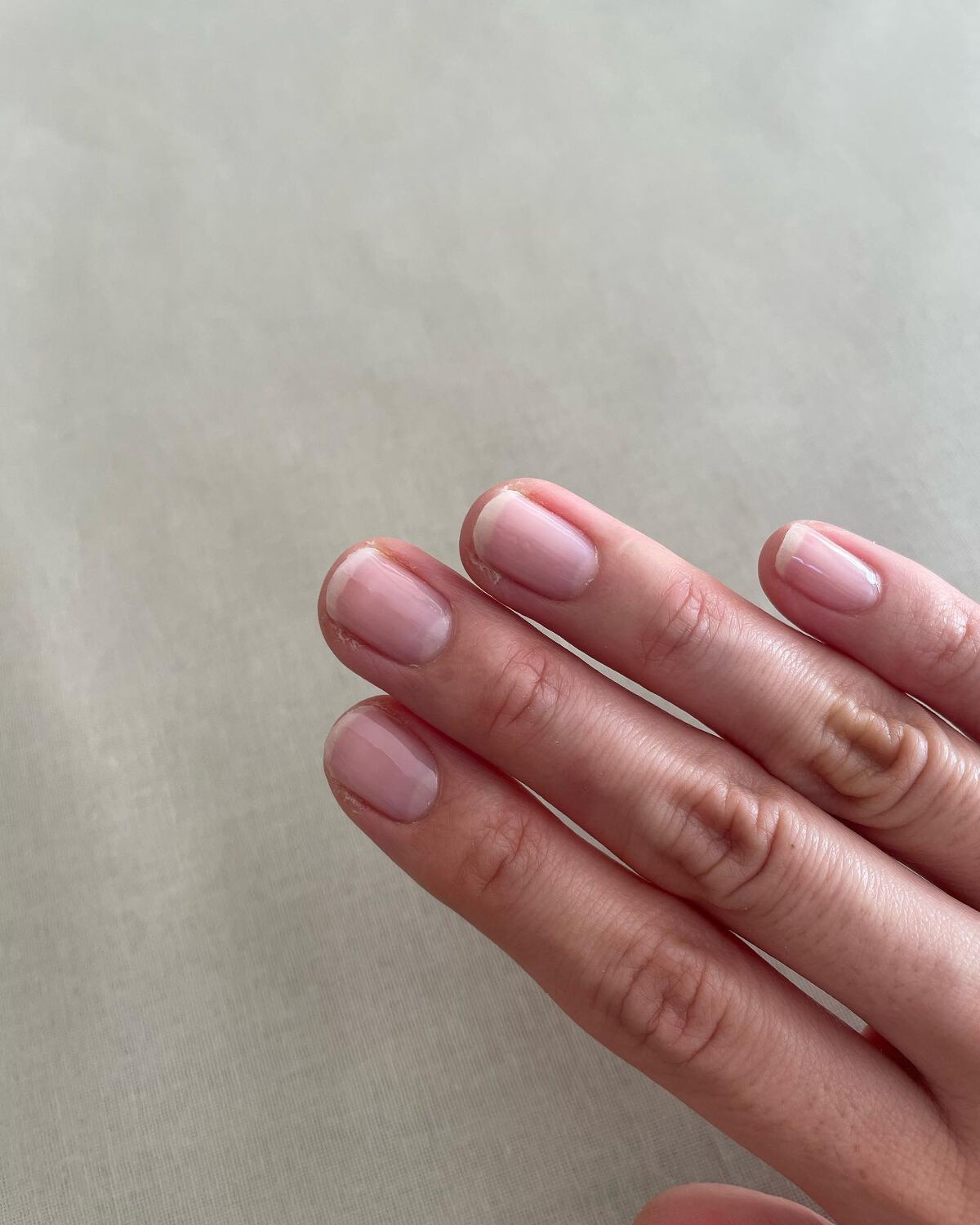 misato | VoCEアンバサダー on LIPS 「@megumi_kanzakiさんプロデュースの爪のファンデー..」(4枚目)