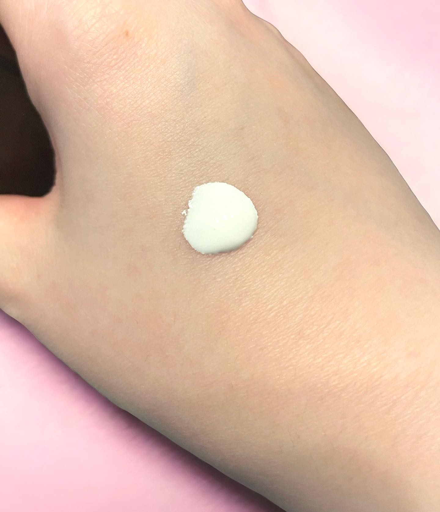 チャコット・コスメティクス リキッドファンデーション フェイス＆ボディ 317のクチコミ「CHACOTT＜チャコット＞ リキッドファンデーション 80ml 317 ホワイト

白肌にも.....」（3枚目）