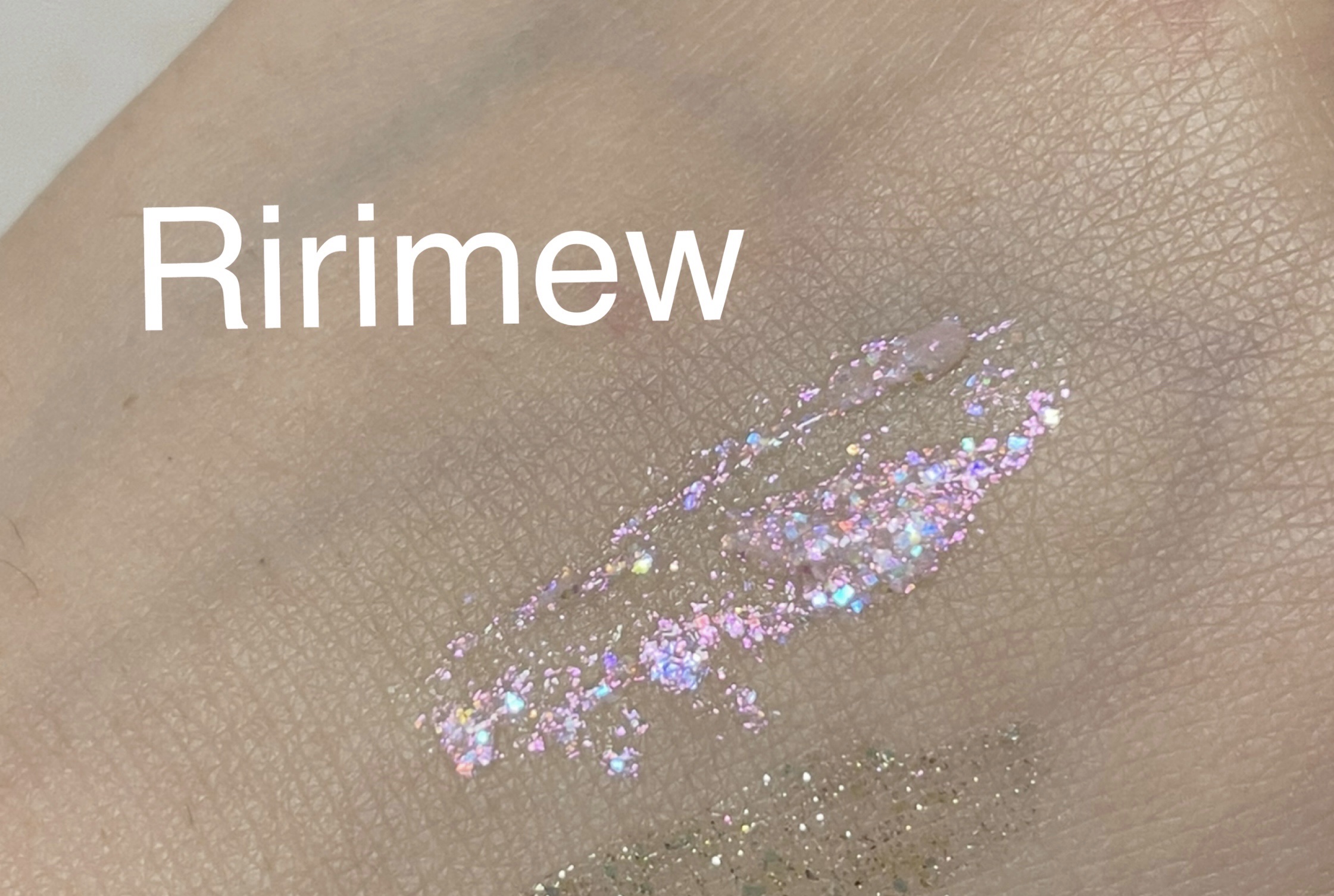 リキッド グリッター シャドウ/rom&nd/グリッターを使ったクチコミ（3枚目）