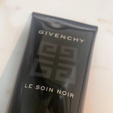 GIVENCHY ソワン ノワール メイクアップ リムーバー EXのクチコミ「◎GIVENCHY ソワン ノワール メイクアップ リムーバー EX

今までオイルタイプのダ.....」（1枚目）