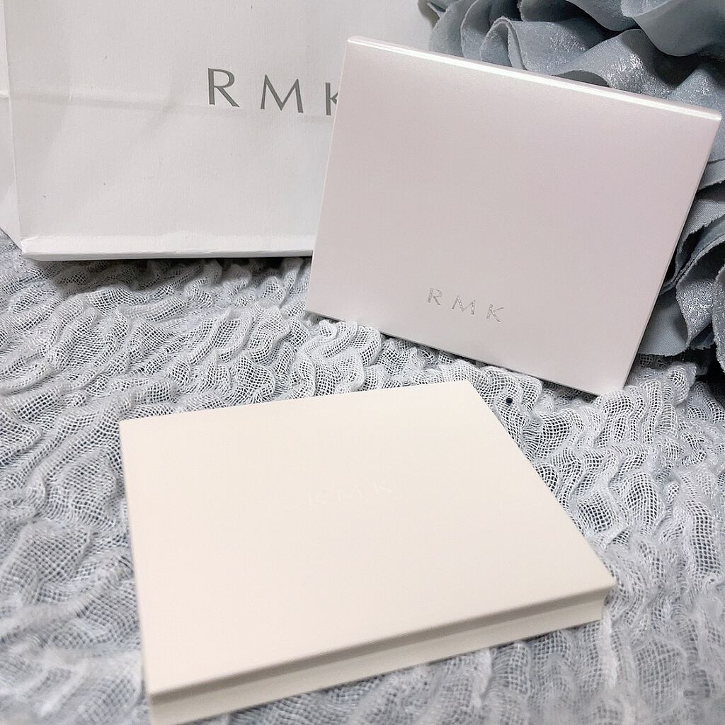 プリズマティックラスター フェイスパレット 02 フェアグロー/RMK/パウダーハイライトを使ったクチコミ（2枚目）