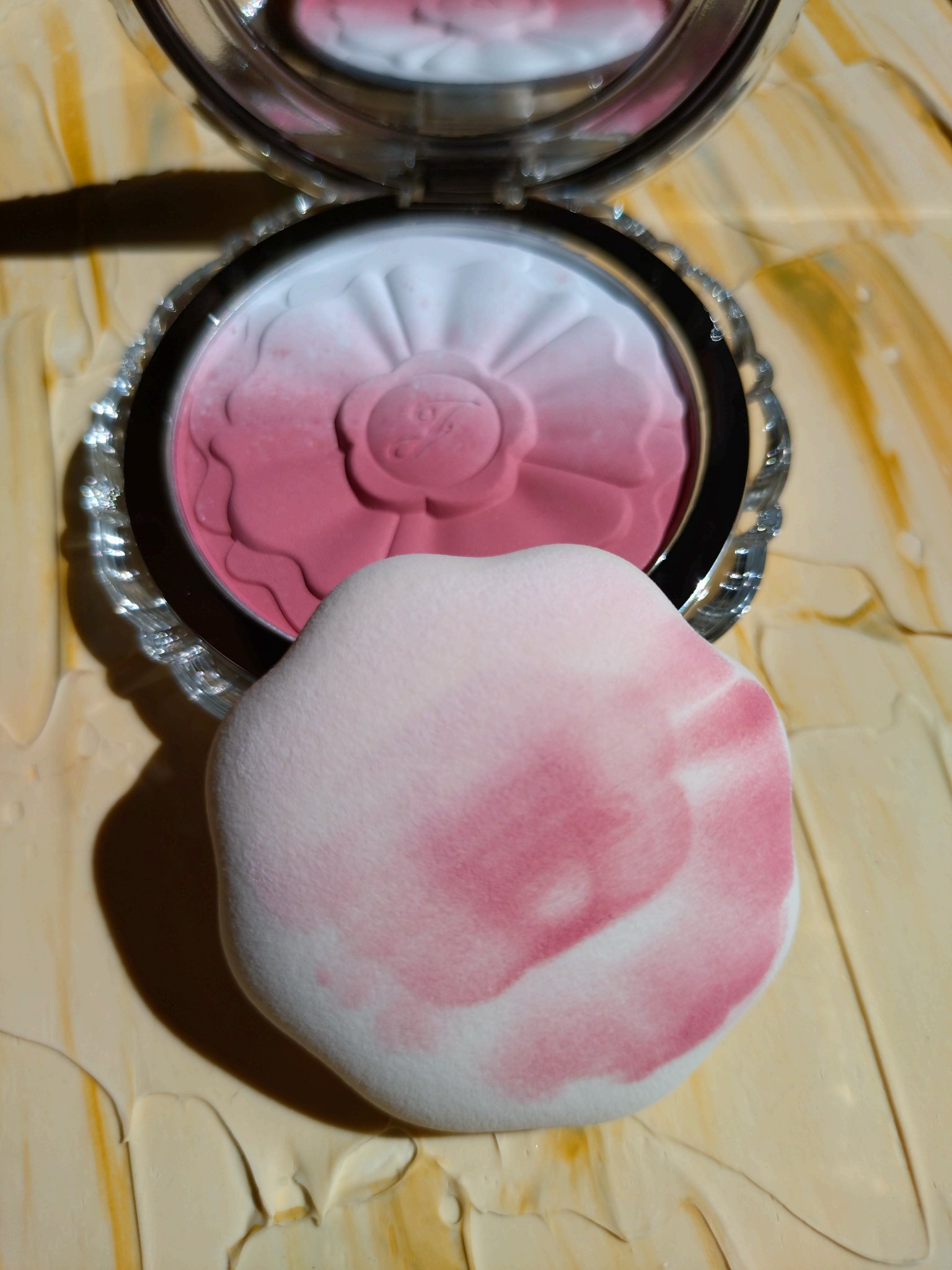 ジルスチュアート　パステルペタル ブラッシュ/JILL STUART/パウダーチークを使ったクチコミ（3枚目）