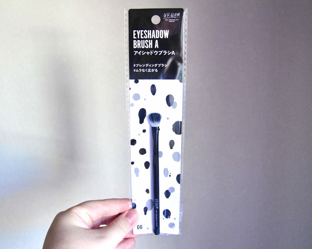 UR GLAM EYESHADOW BRUSH A/U R GLAM/メイクブラシを使ったクチコミ(2枚目)