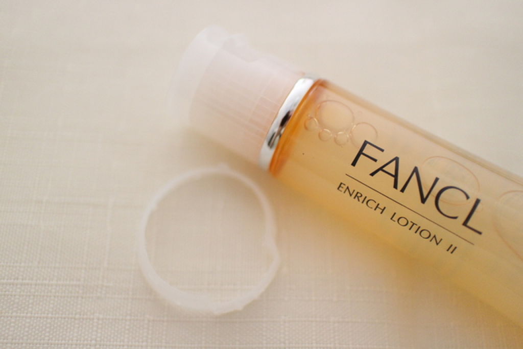 エンリッチプラス 化粧液Ⅱ しっとり ＜医薬部外品＞/ファンケル/化粧水を使ったクチコミ（3枚目）