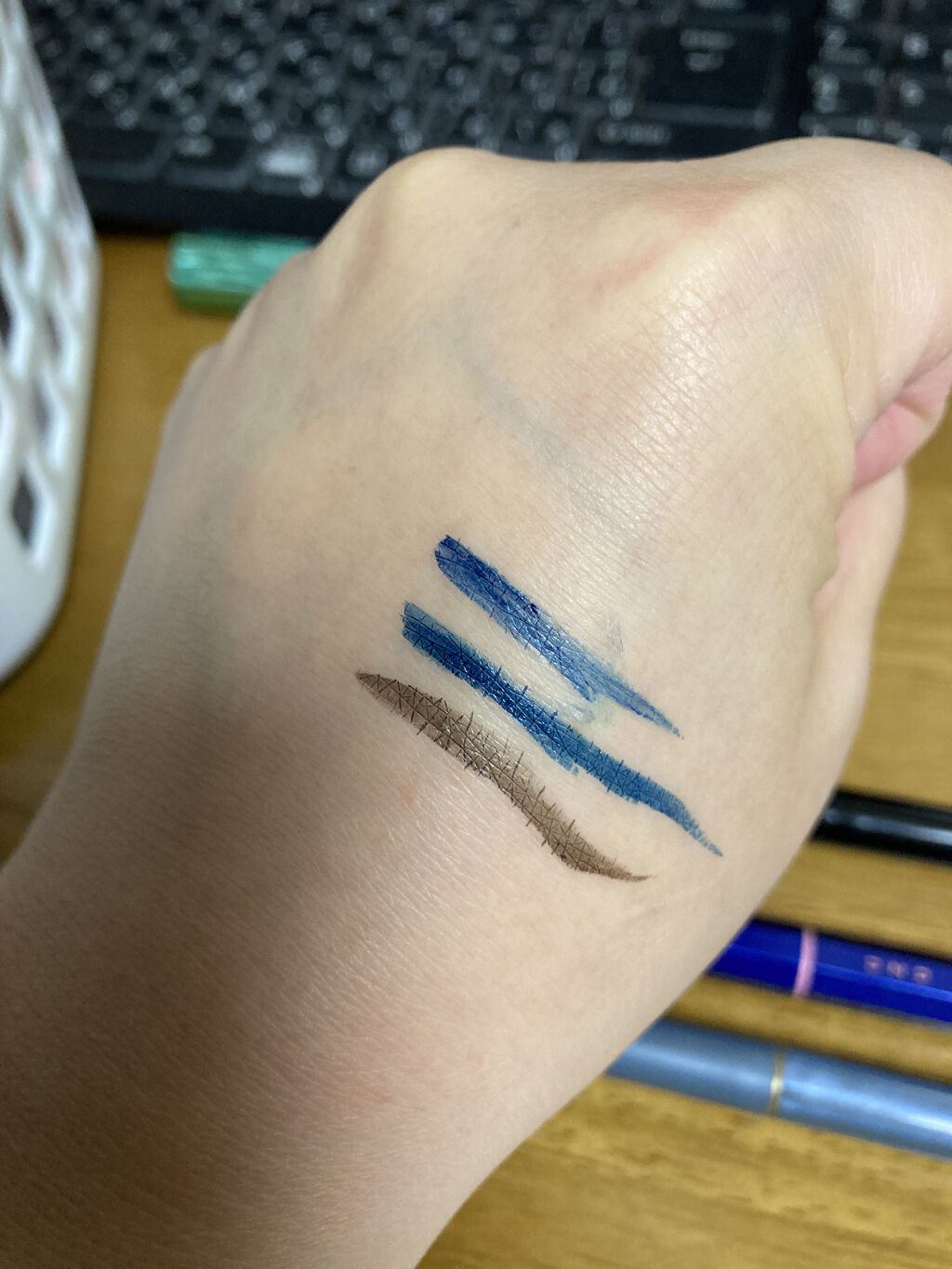 EYE OPENING LINER/UZU BY FLOWFUSHI/リキッドアイライナーを使ったクチコミ（2枚目）